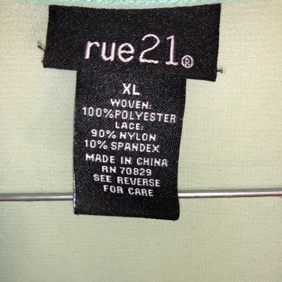 Beaded Tank Top - Picture 3 of 3